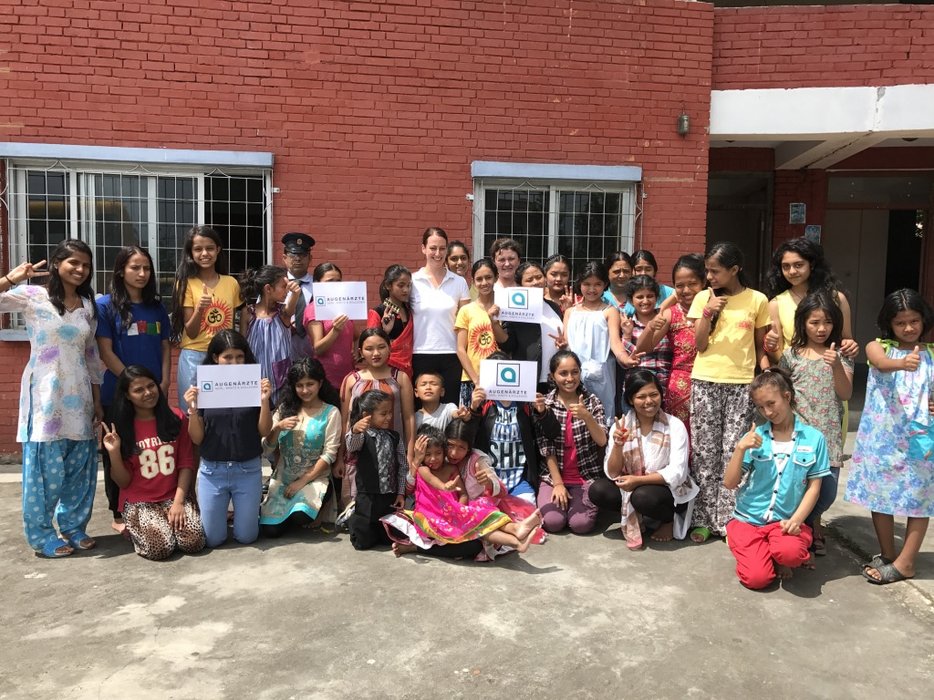 csm UNADJUSTEDNONRAW thumb 206d1 8d9b980127 - Oogartsen in Nepal - Augenärzte Gerl & Kollegen