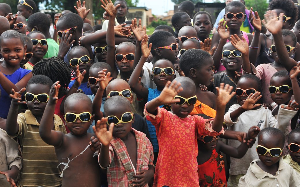 csm ehrenamt in uganda 2012 11 8a1c9a85ff - Engagement in Oeganda - Augenärzte Gerl & Kollegen